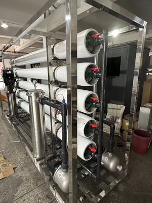 Harga yang bagus 150-300 Psi Tekanan RO Sistem Air Berasal Dengan Kontrol PLC Siemens S7 on line