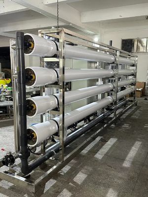 Harga yang bagus 500-1000M3/Hari Sistem RO Air Berasal Dengan Kontrol PLC Dan Sterilisator UV on line